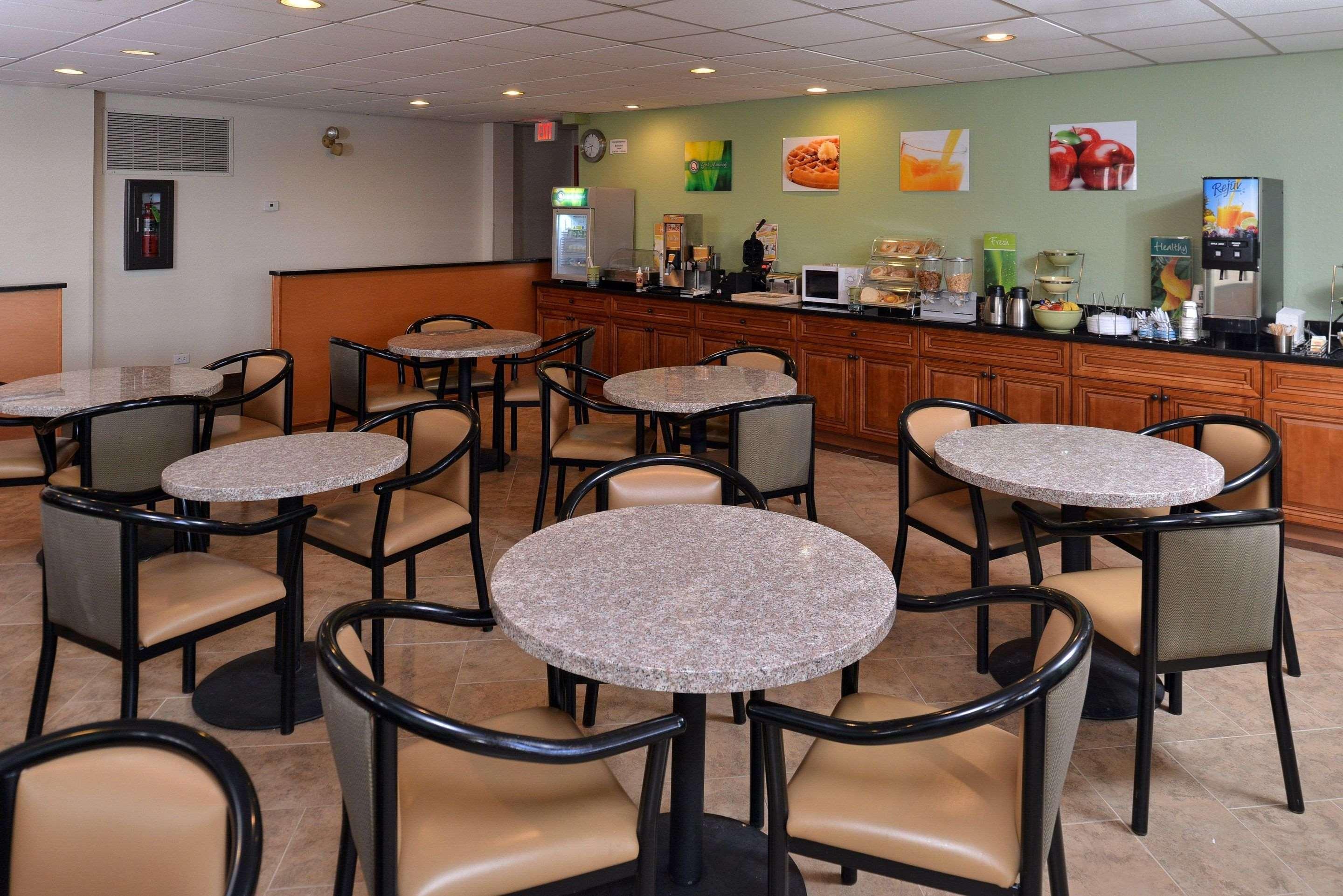 Quality Inn & Suites Matteson Near I-57 Exterior foto