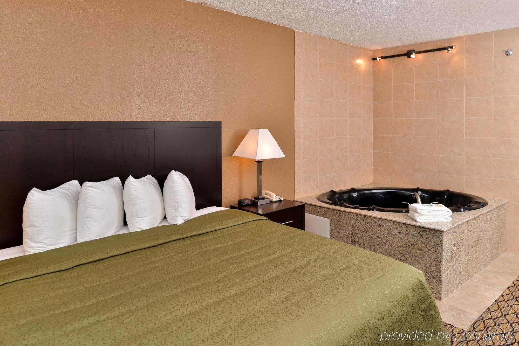 Quality Inn & Suites Matteson Near I-57 Exterior foto